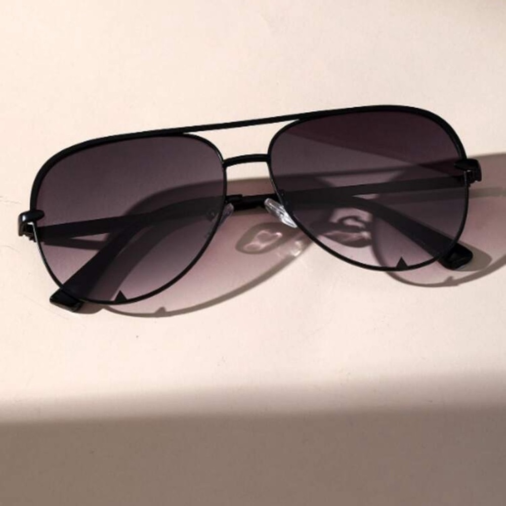 Stylish Aviators - image 3